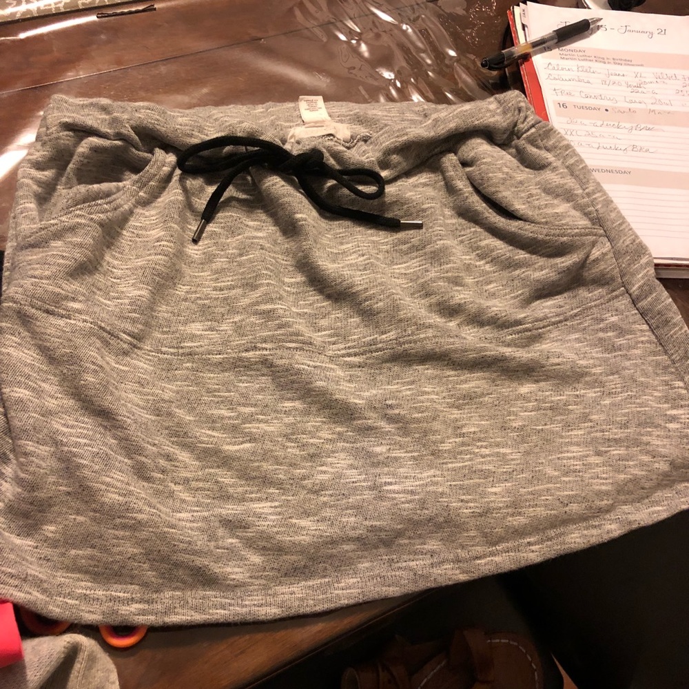 Forever 21 large skirt